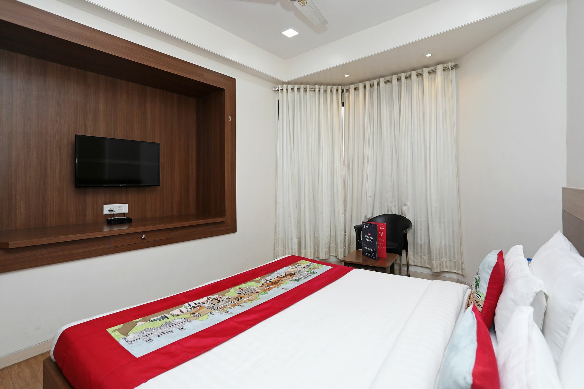 Oyo 10672 Hotel Riviera 나식 외부 사진